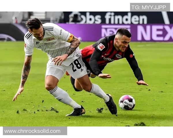 汉堡主场胜法兰克福,德甲保级前景大好